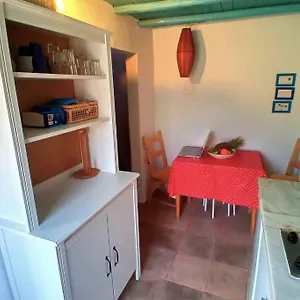 https://casinha-de-aldeia-no-corao-da-costa-vicentina.hotelaalgarve.com