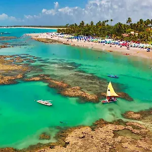 https://apartamento-encantador-terreo-em-condominio-fechad.portodegalinhashotels.com